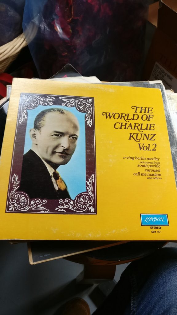 Charlie Kunz - The World Of Charlie Kunz Vol. 2 (LP, Comp) 14952